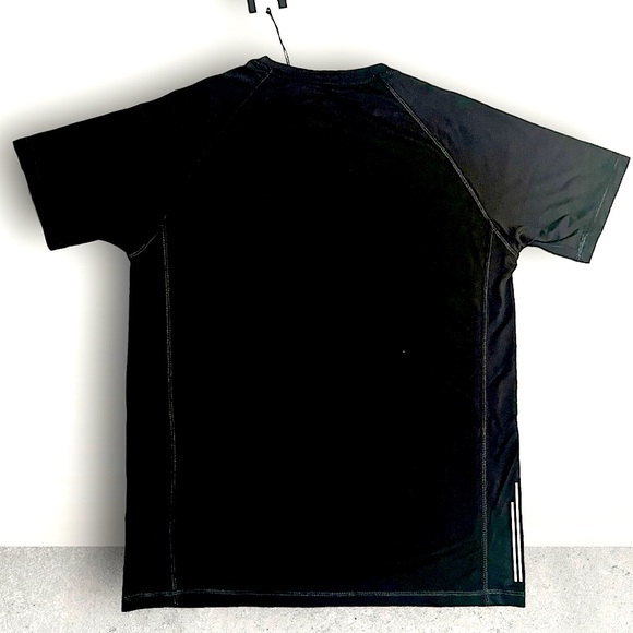 NWT KENNETH COLE ACTIVE TECH RAGLAN SS TEE IN BLACK MENS SIZE MEDIUM - Picture 2 of 8